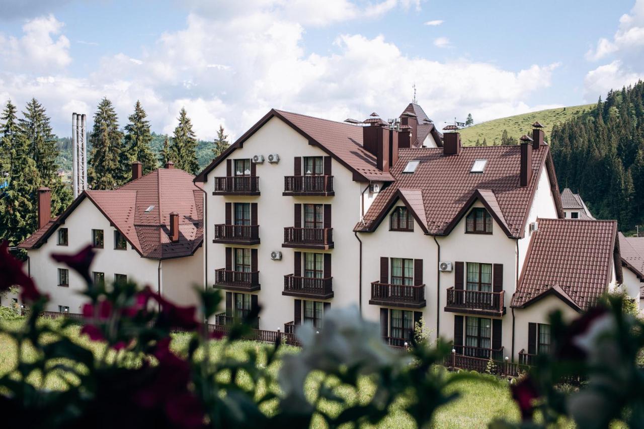 Gasthaus & Spa Bukovel Extérieur photo